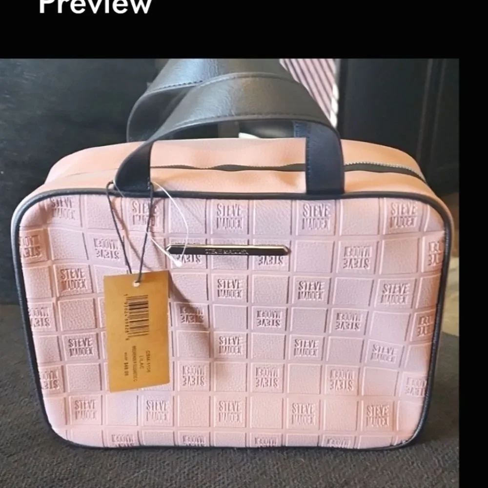 Steve‎ Madden Weekender Cosmetic Case- Lilac